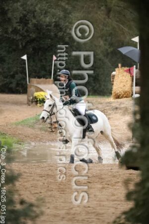 Club_3_Cross_16h25_051.jpg