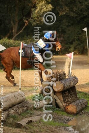 Poney_2_Cross_15h15_034.jpg
