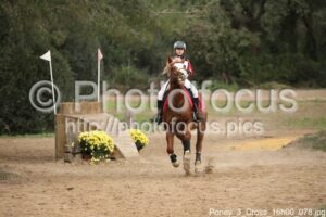 Poney_3_Cross_16h00_078.jpg