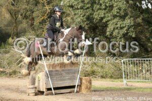 Poney_Elite_Cross_16h25_074.jpg